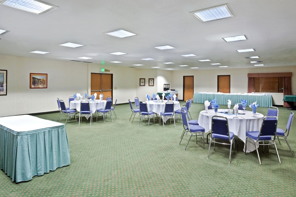 Ramada By Wyndham Kent Seattle Area 28/31