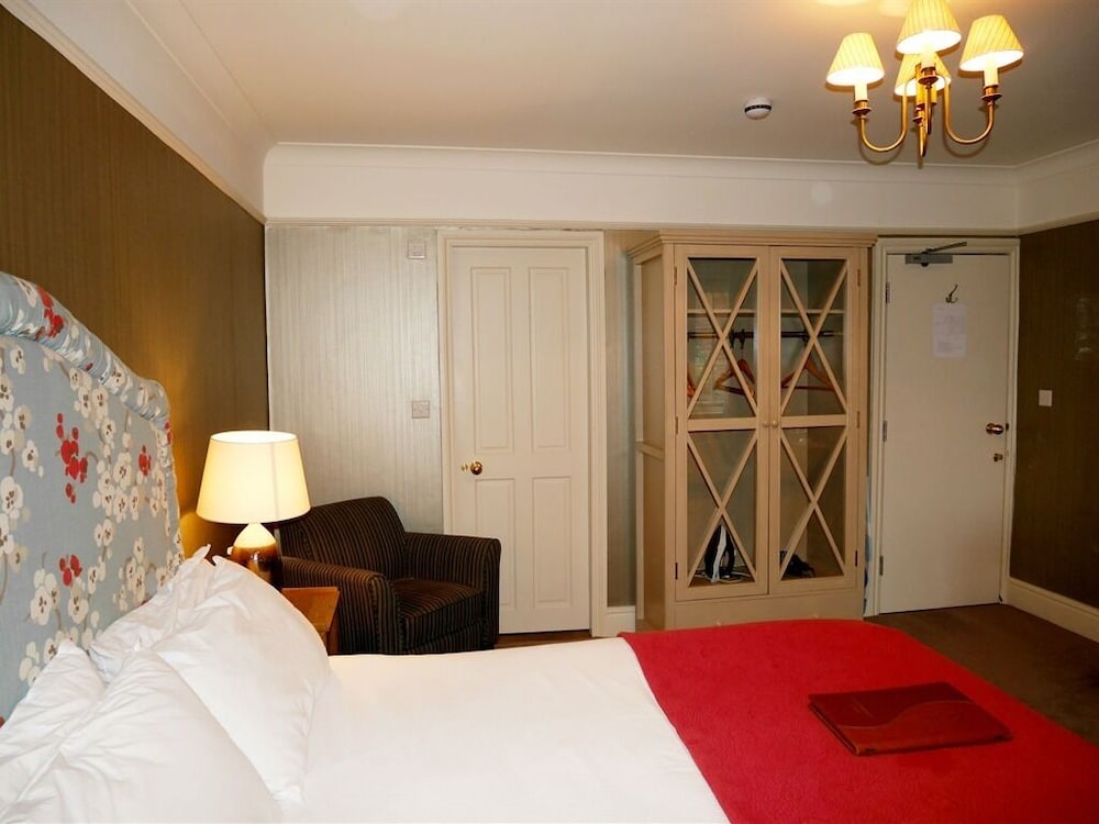 The Angel Hotel 13/50