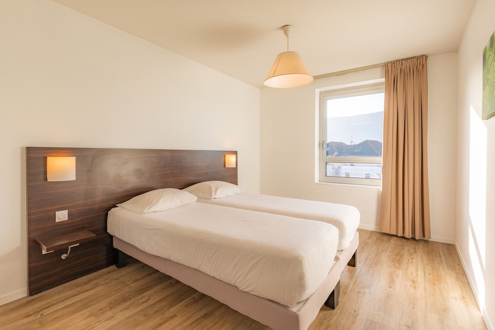 Room at Appart City Classic Geneve Gaillard, GAILLARD