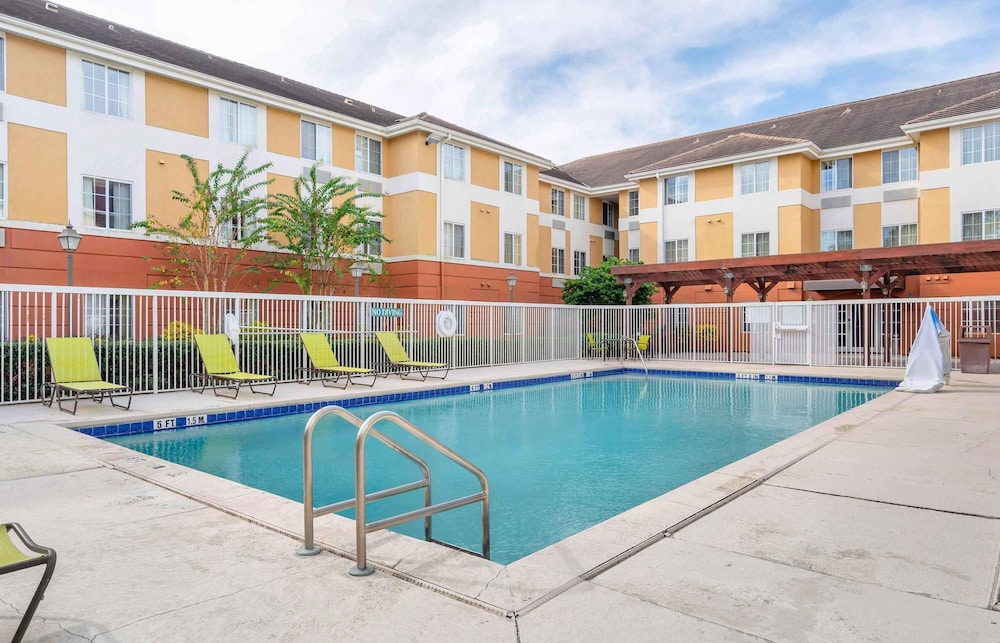 Esd Extended Stay Deluxe Lake Buena Vista 5/51