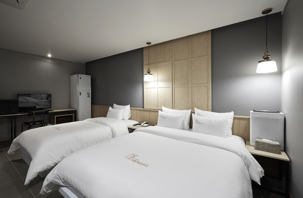 Gracias Hotel Gimhae 9/50