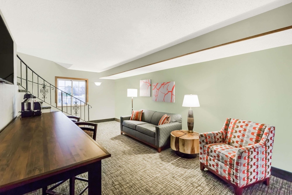 Wyndham Garden Ankeny 44/70