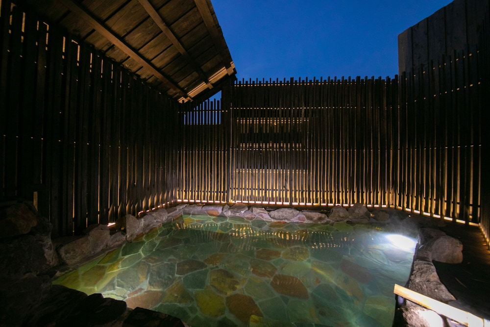Yufuin Bath Satoyamasafu 30/50