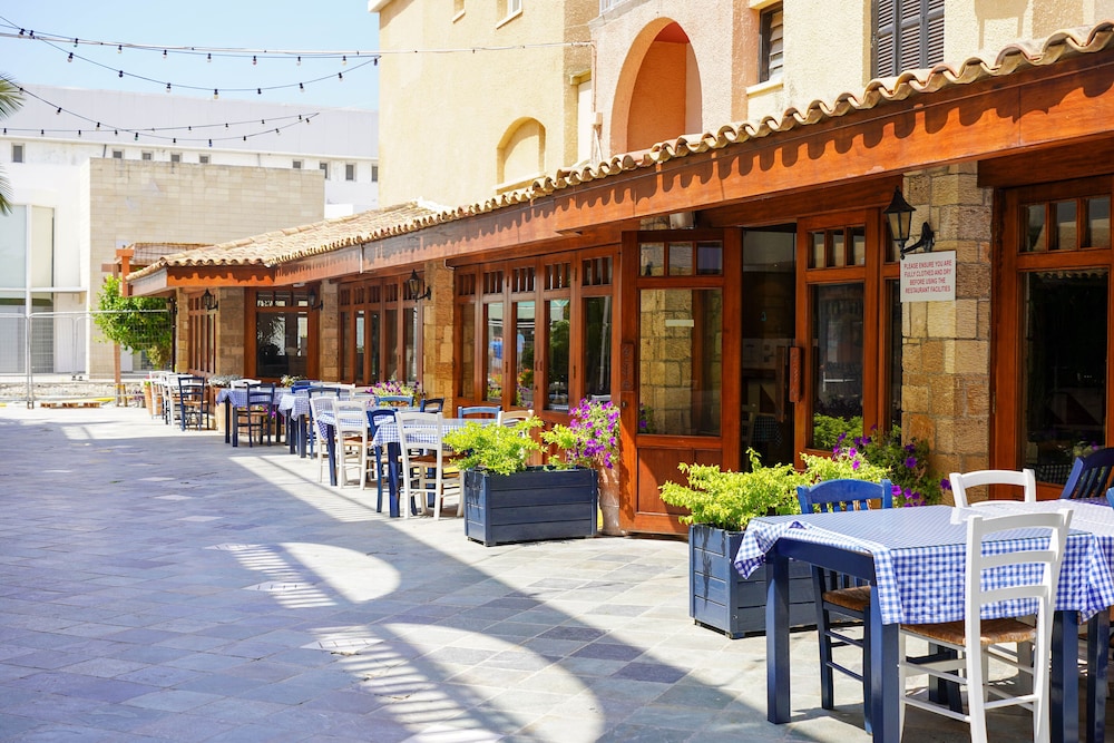 Basilica Holiday Resort in PAPHOS