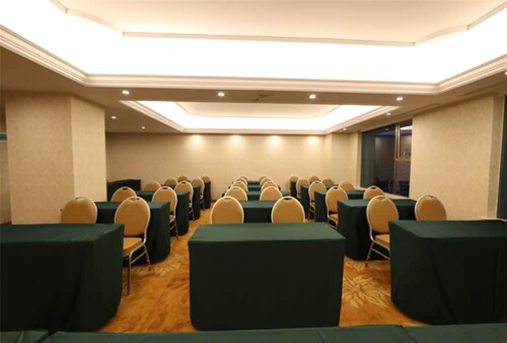 Vienna Hotel Panyu Shiqiao Branch 12/16
