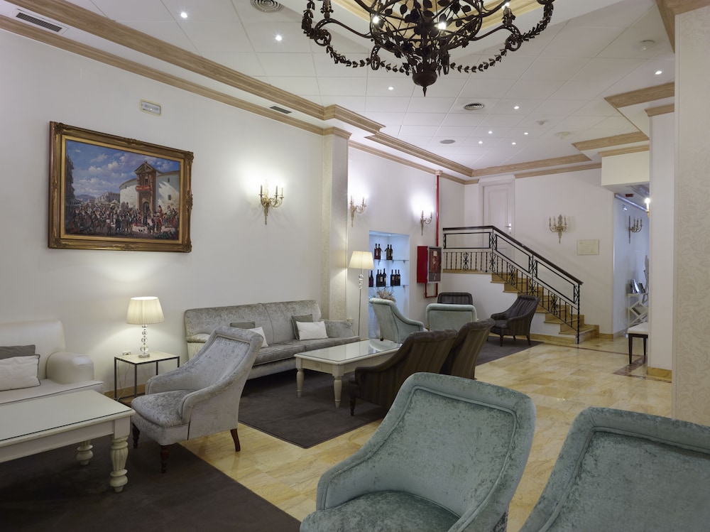 Maestranza Hotel 35/52