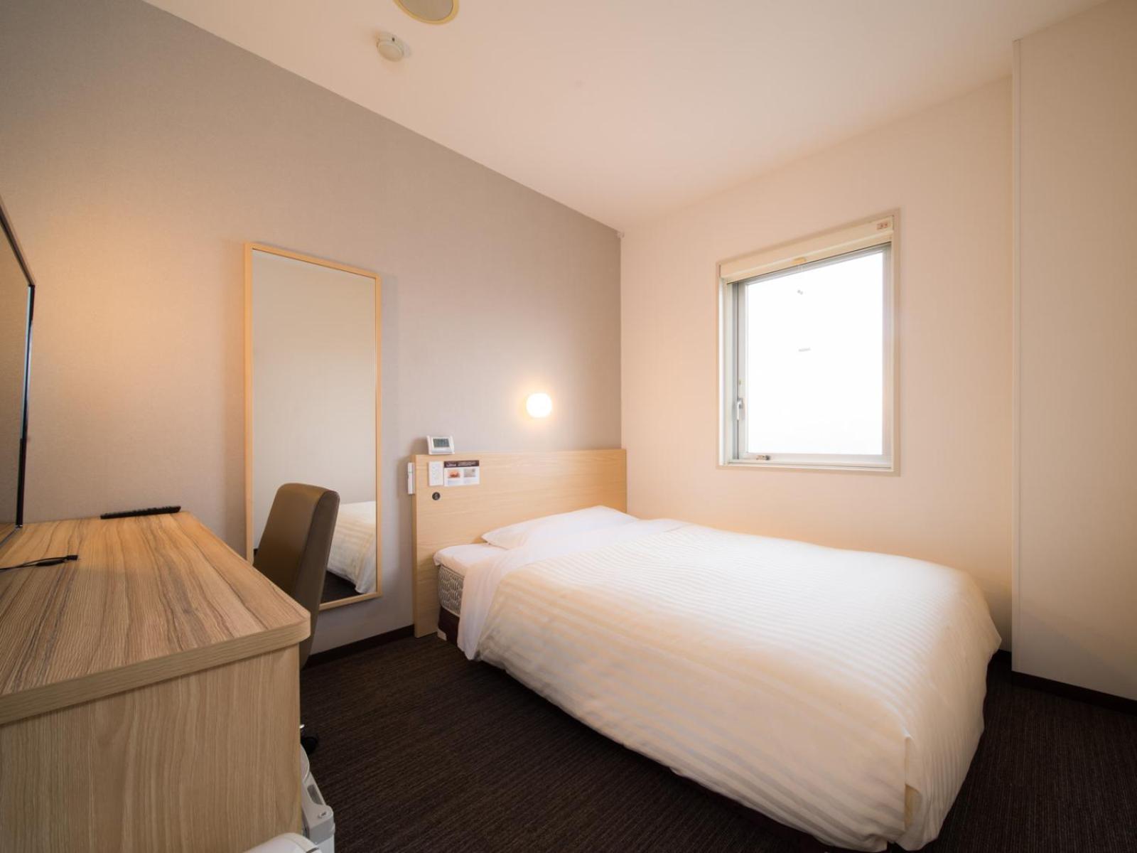Room, Double Bed