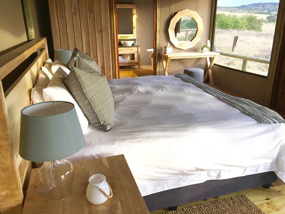 Hlosi Game Lodge 18/73