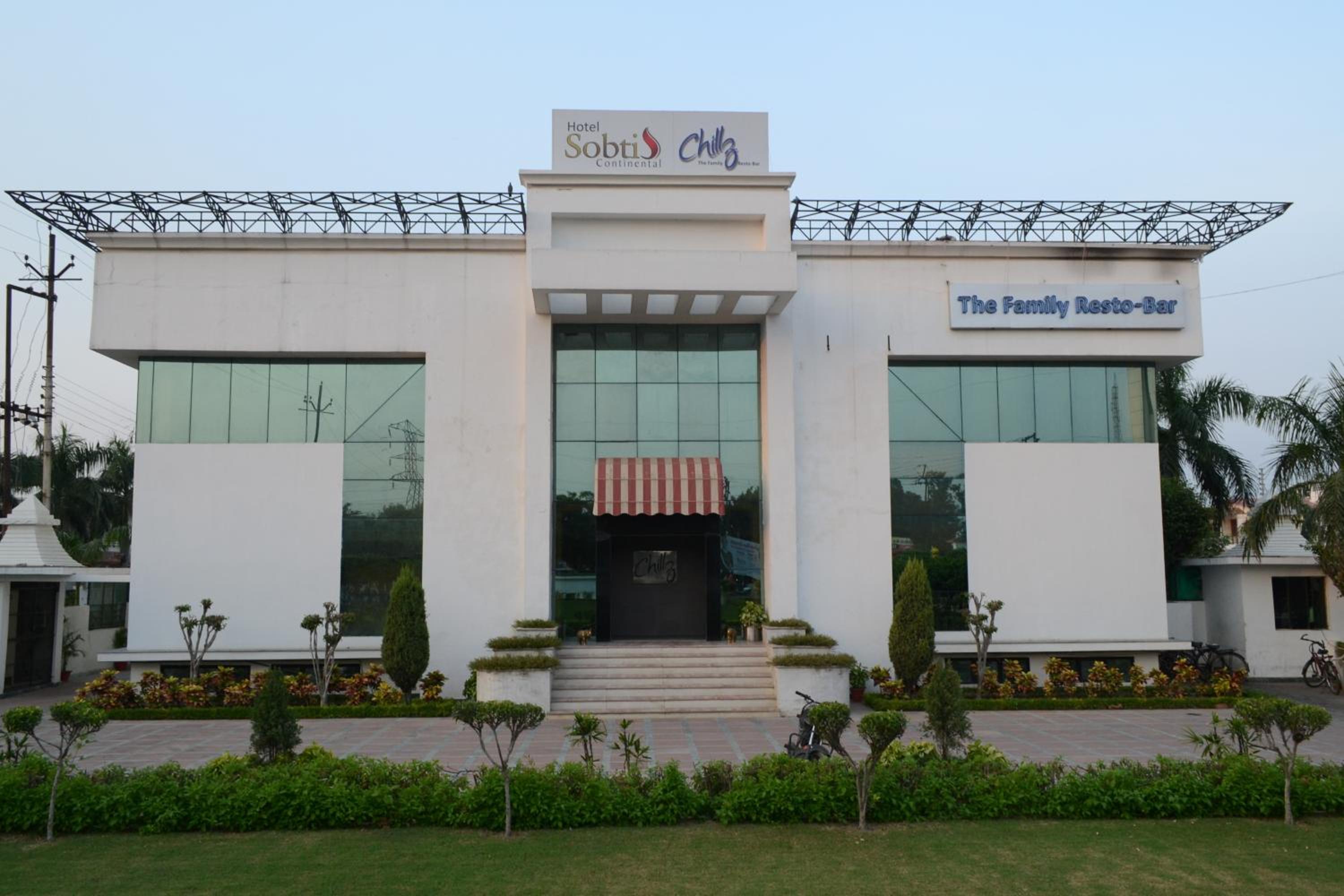 Hotel Sobti Continental 2/37