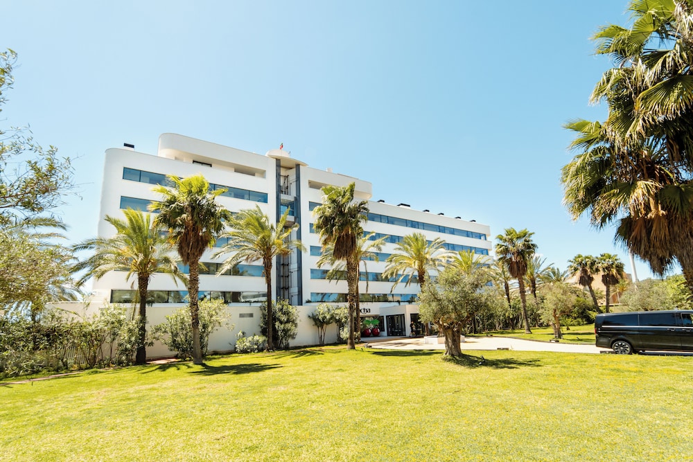 El Hotel Pacha 41/47