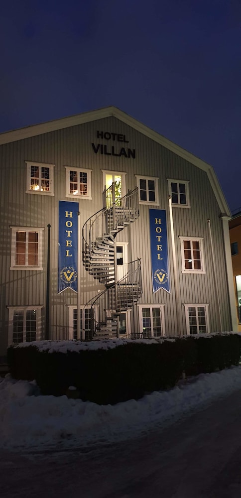 Dialog Hotel Villan 1/50