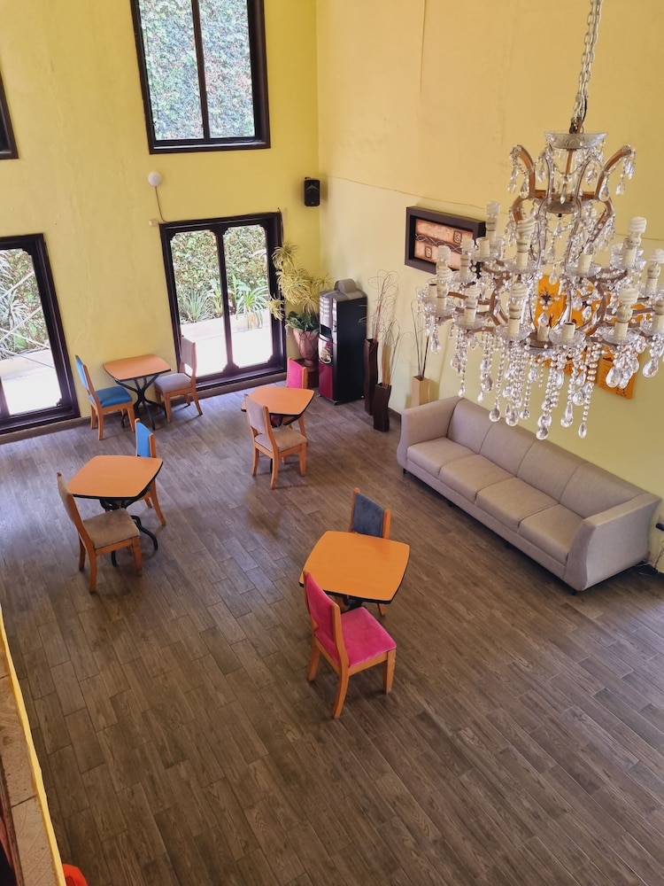 Hotel Jardines Del Carmen 37/50