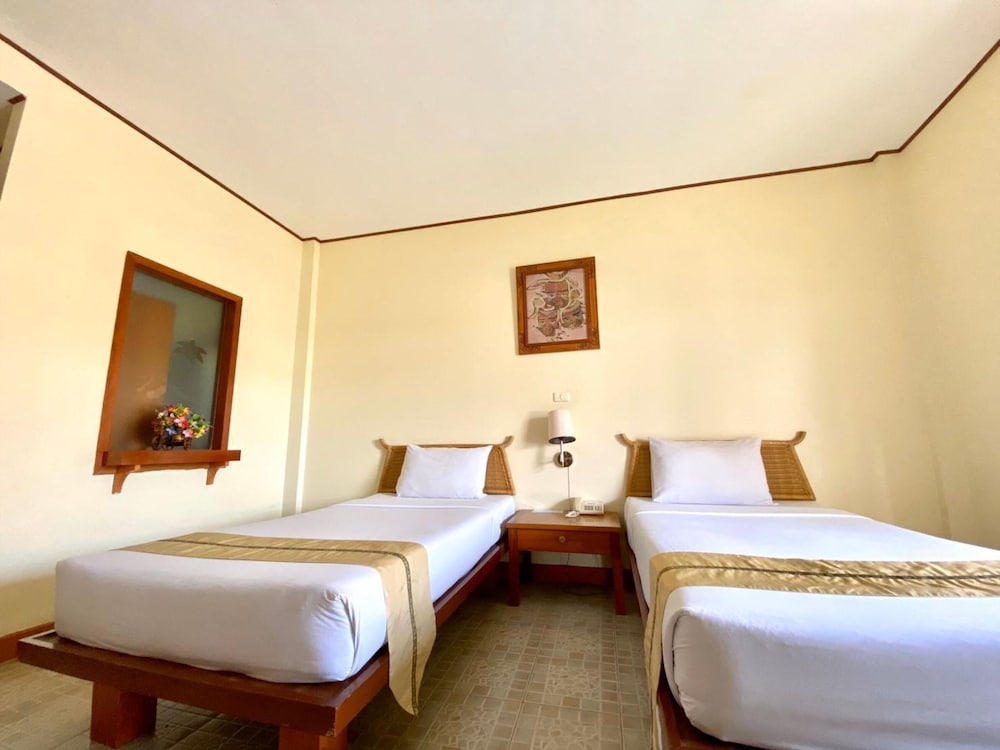 Golden Pine Beach Resort and Spa 18/61