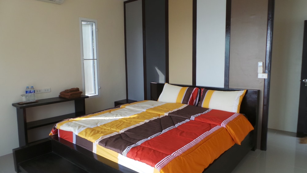 Aopong Resort 10/49