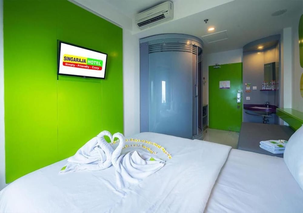 Singaraja Hotel 14/59