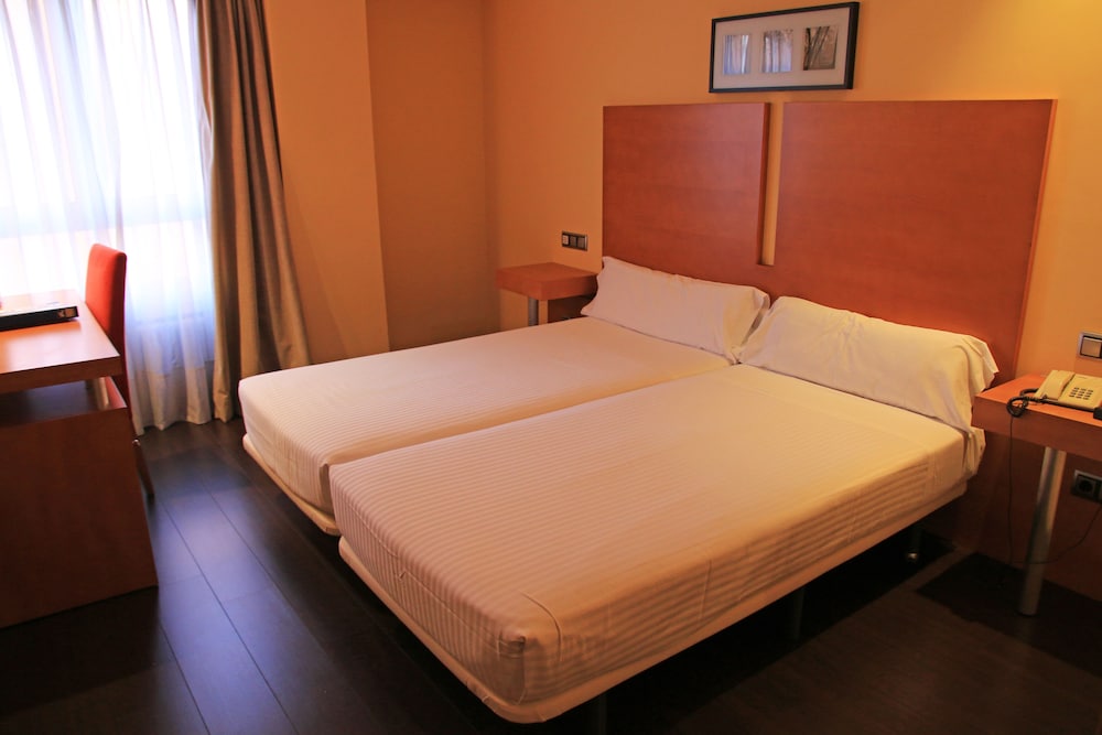 Hotel Gran Regente 15/35