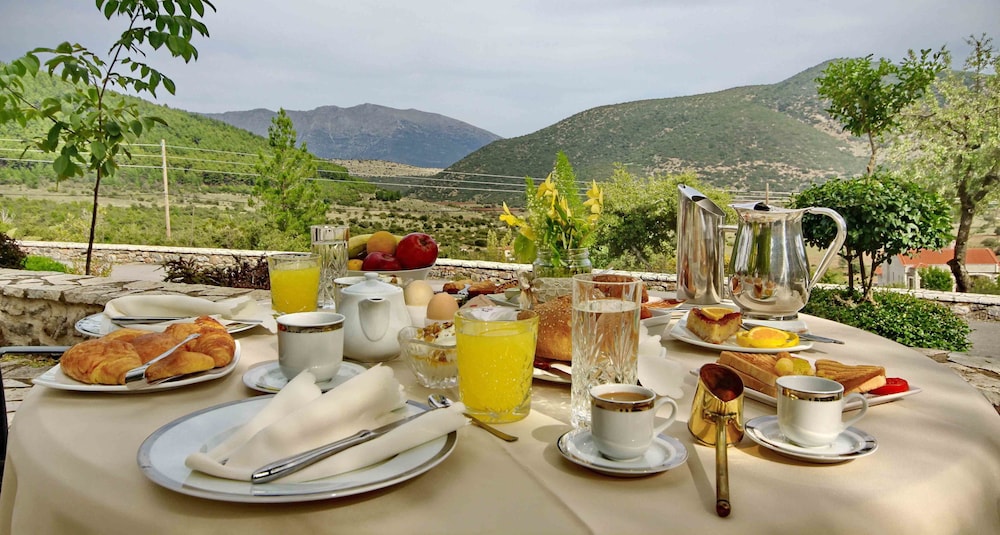 Menalia Villas Suites 45/59