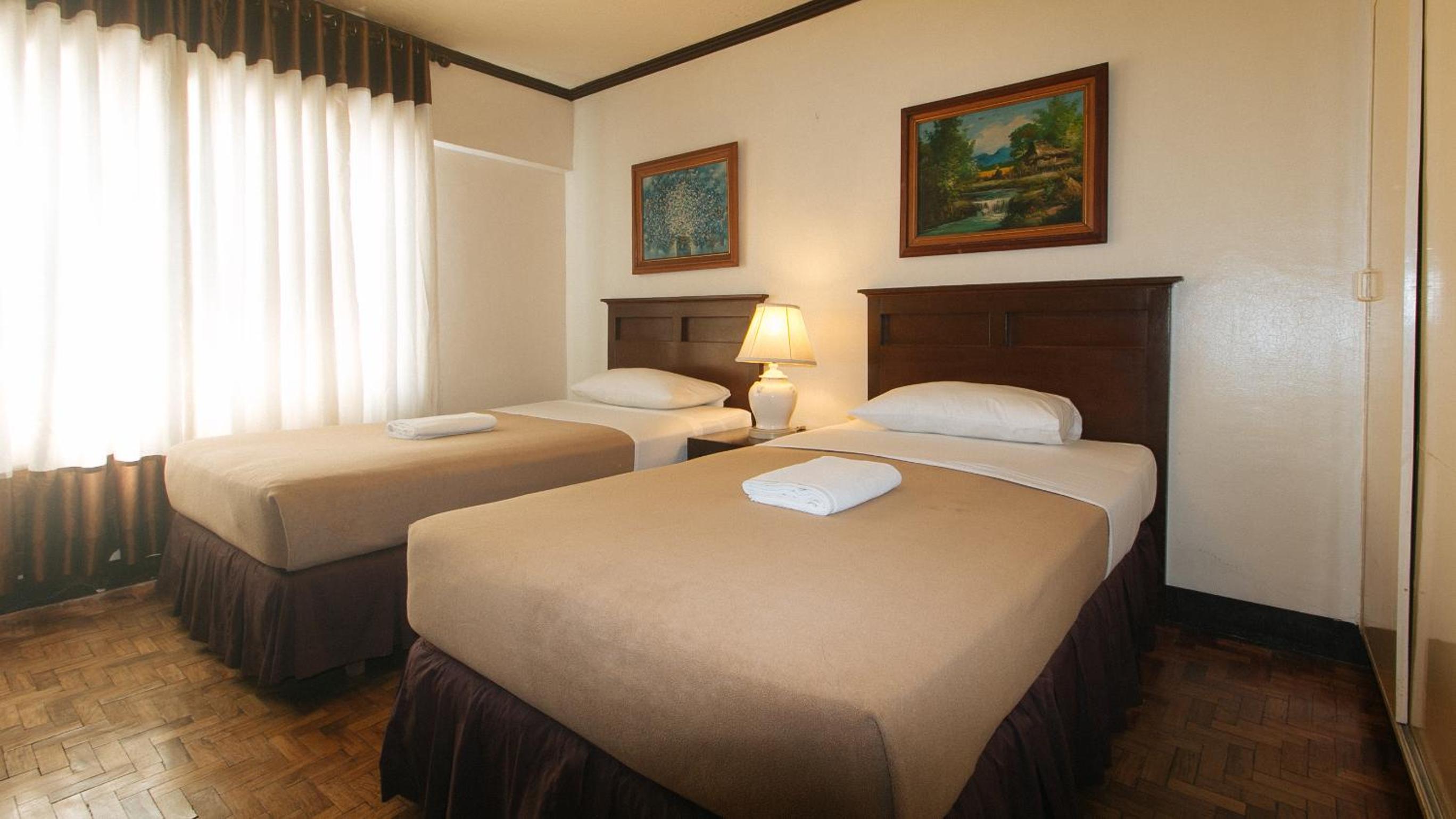 El Rico Suites 24/47