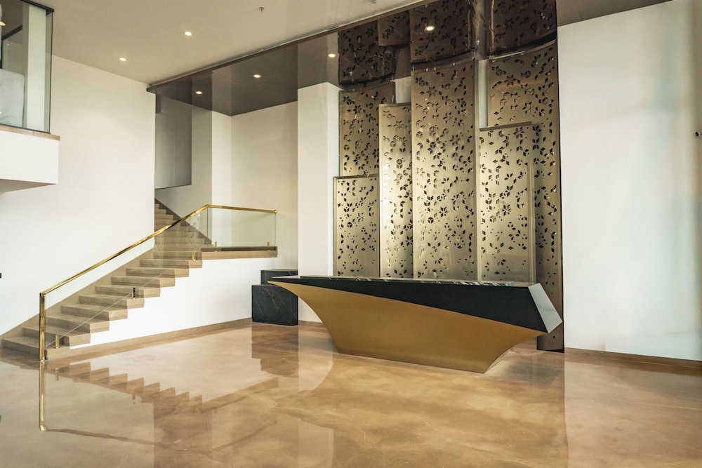 Pride Plaza Indore 9/50