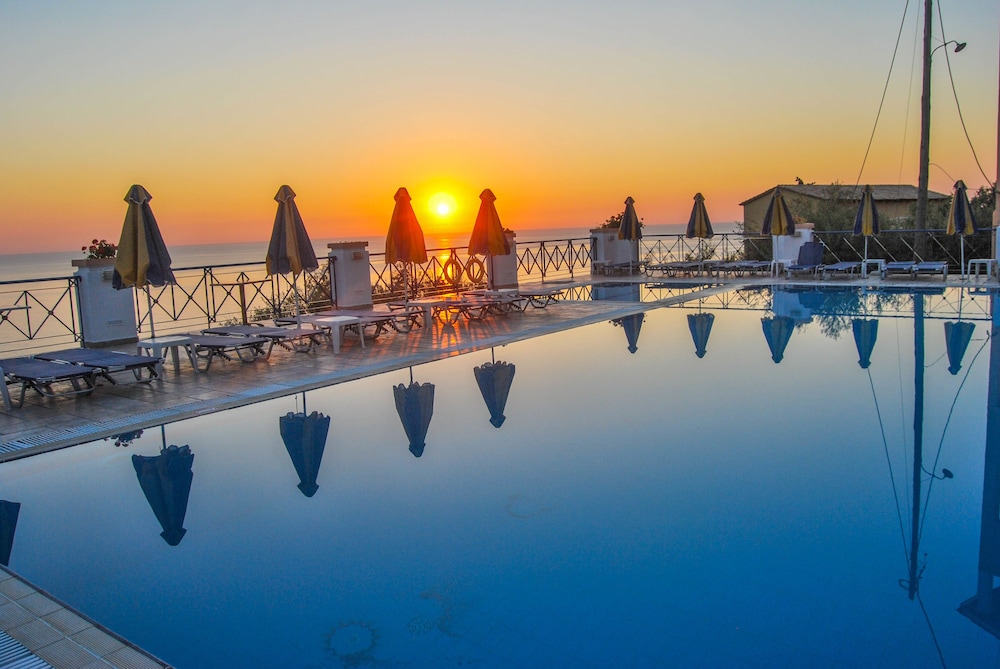 Lido Sofia Holidays 52/55