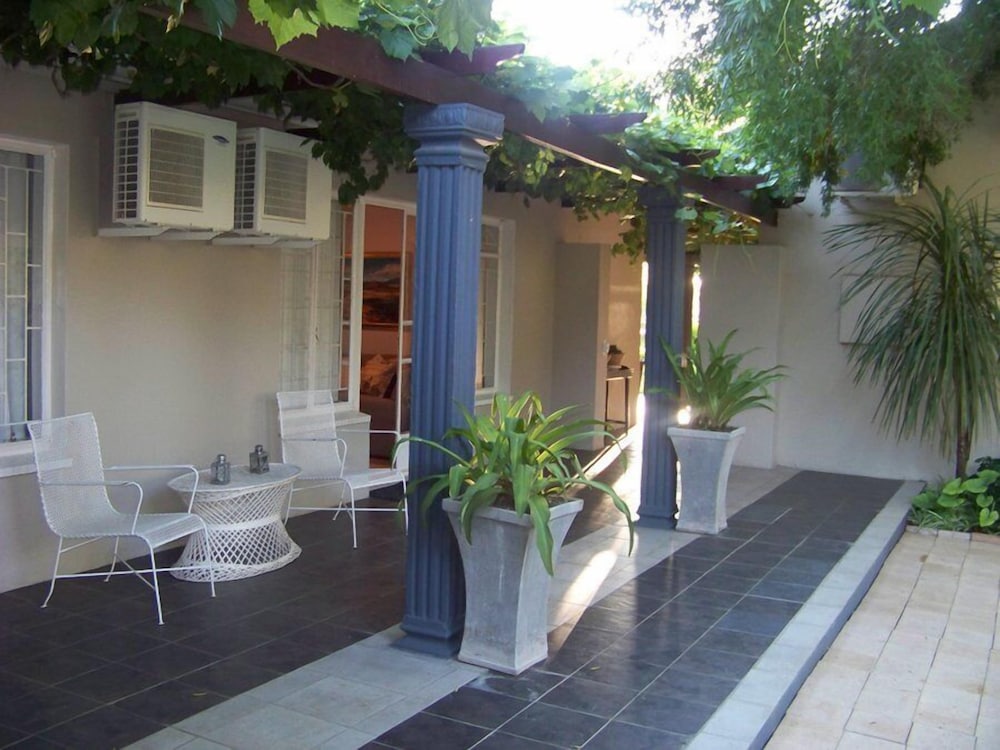 La Paix Guest House 8/49