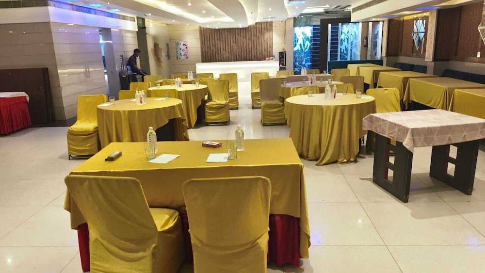 Hotel Taj Inn 43/64