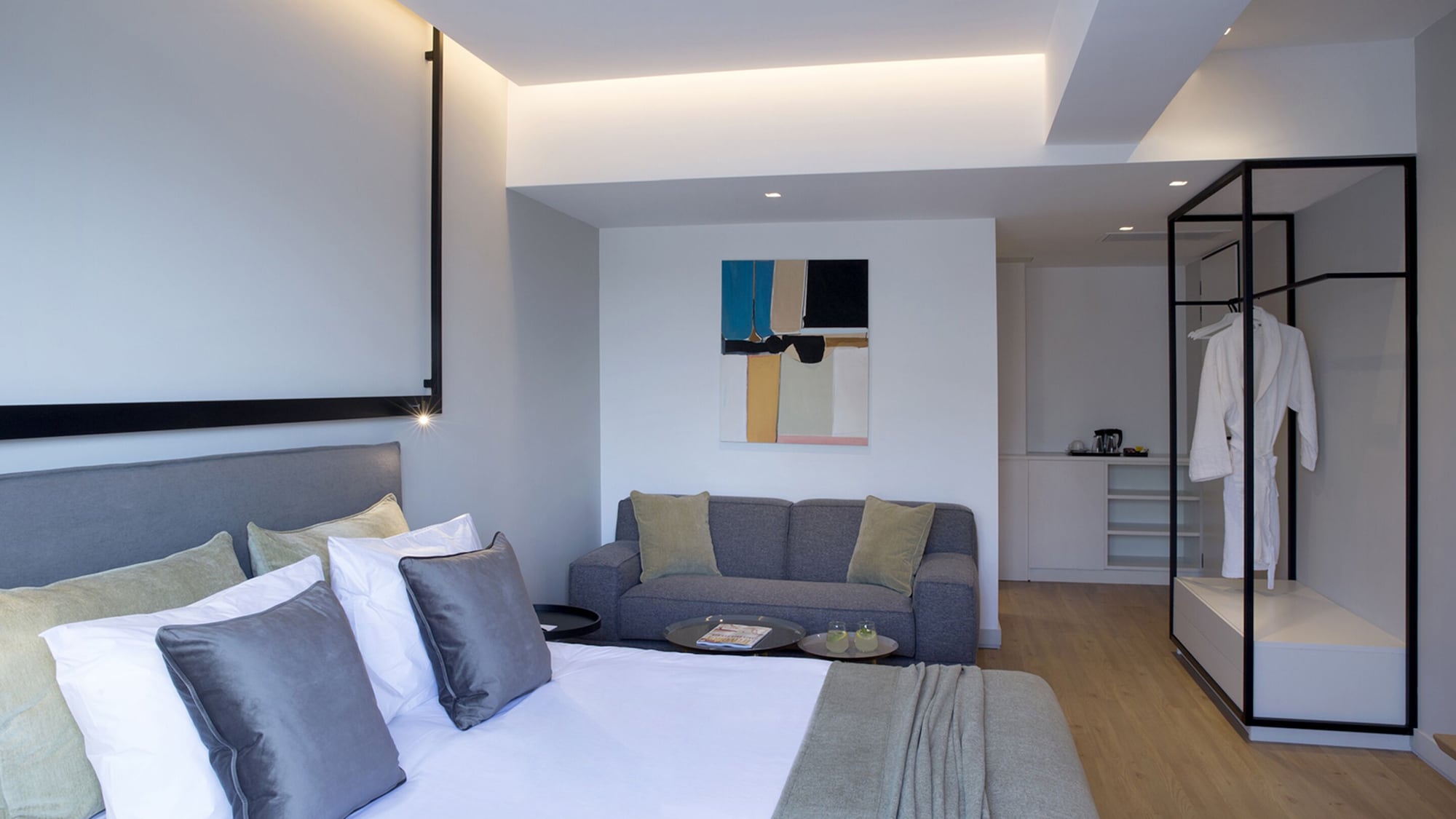 COMFORT, DOUBLE BED