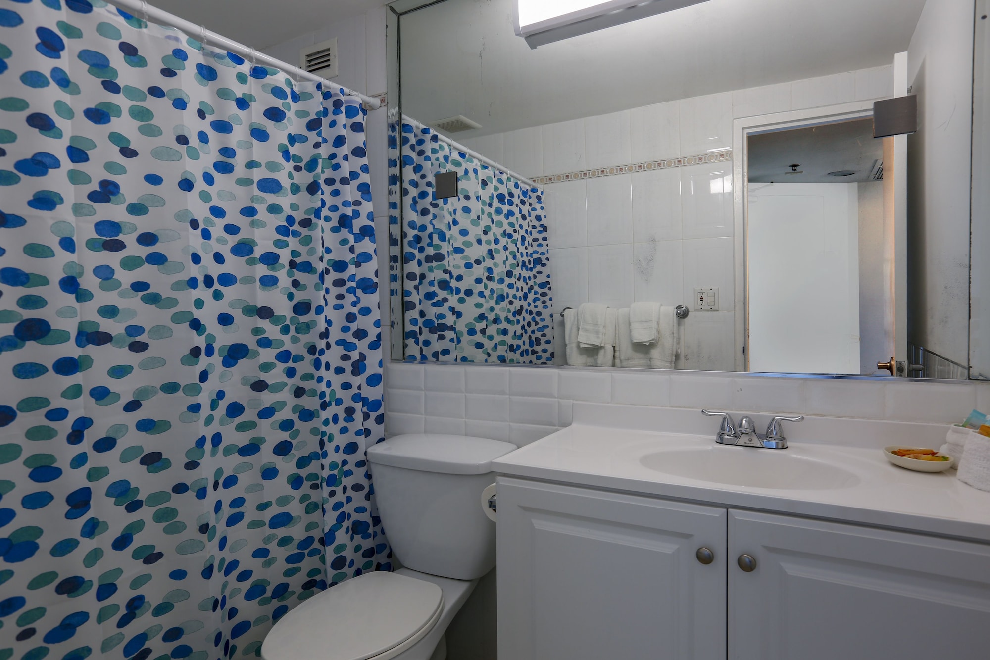 COMFORT, SUITE, CITY VIEW