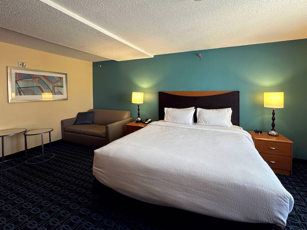 Country Inn & Suites by Radisson, Bismarck-Mandan 14/47