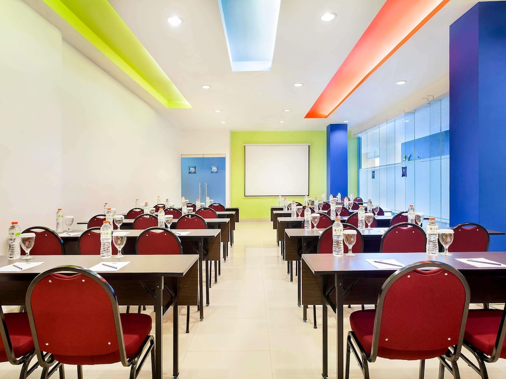 Ibis Budget Jakarta Cikini 38/42