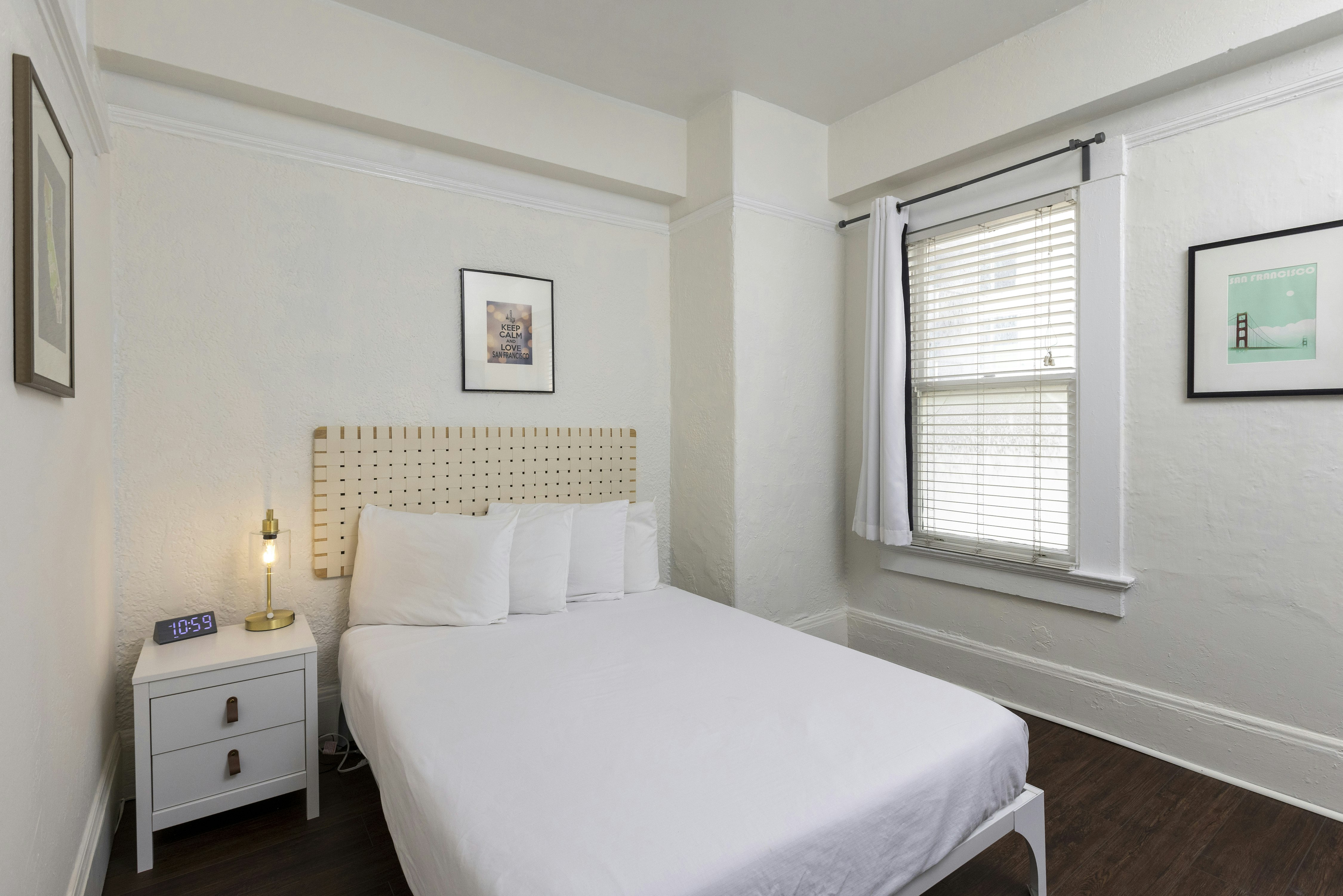 Edwardian Hotel 22/80