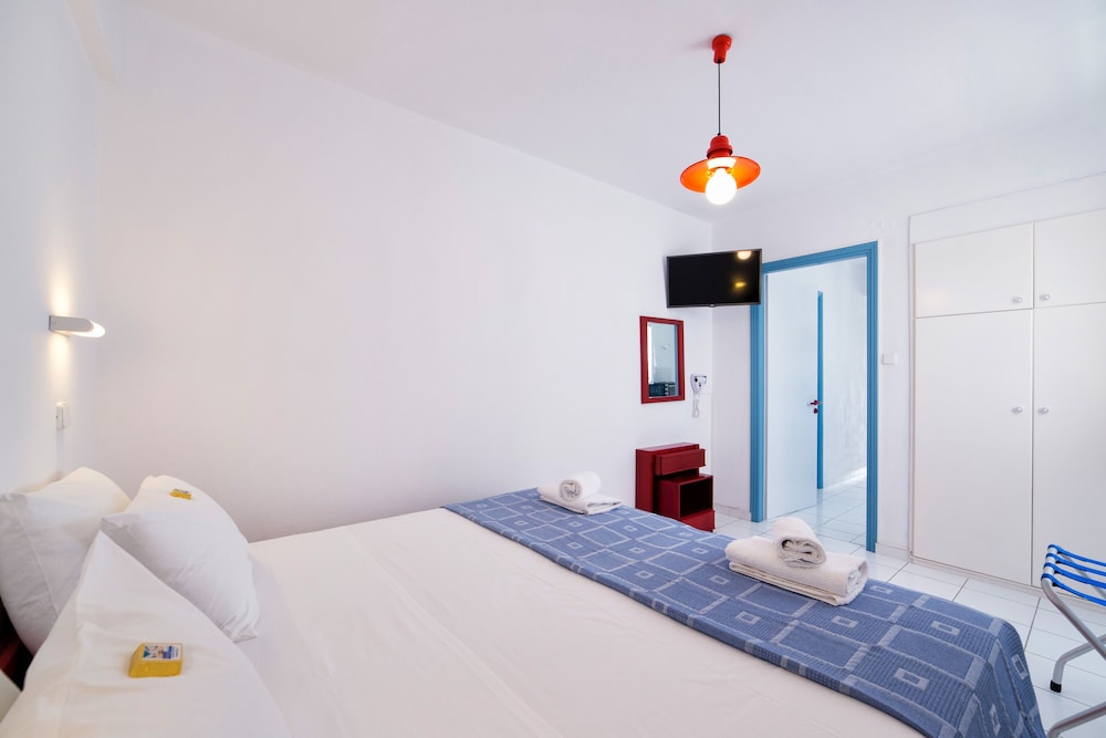 Fivos Apartments 11/50