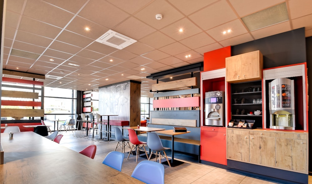 Ibis Niort Est Mendes France 29/47