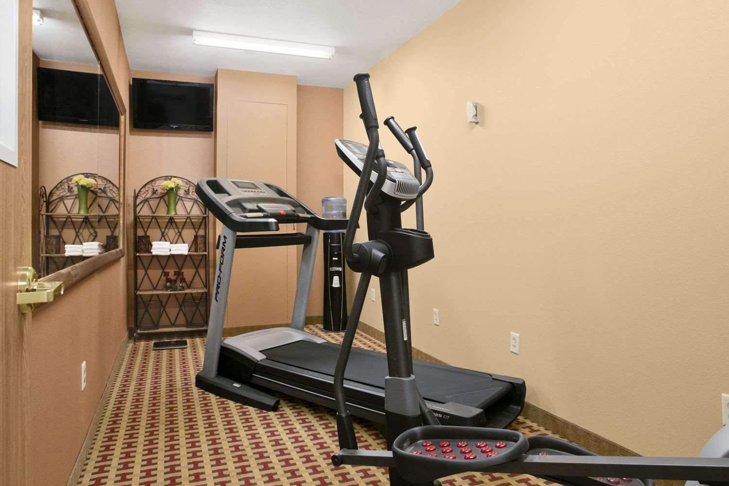 Baymont By Wyndham Jacksonville 4/11