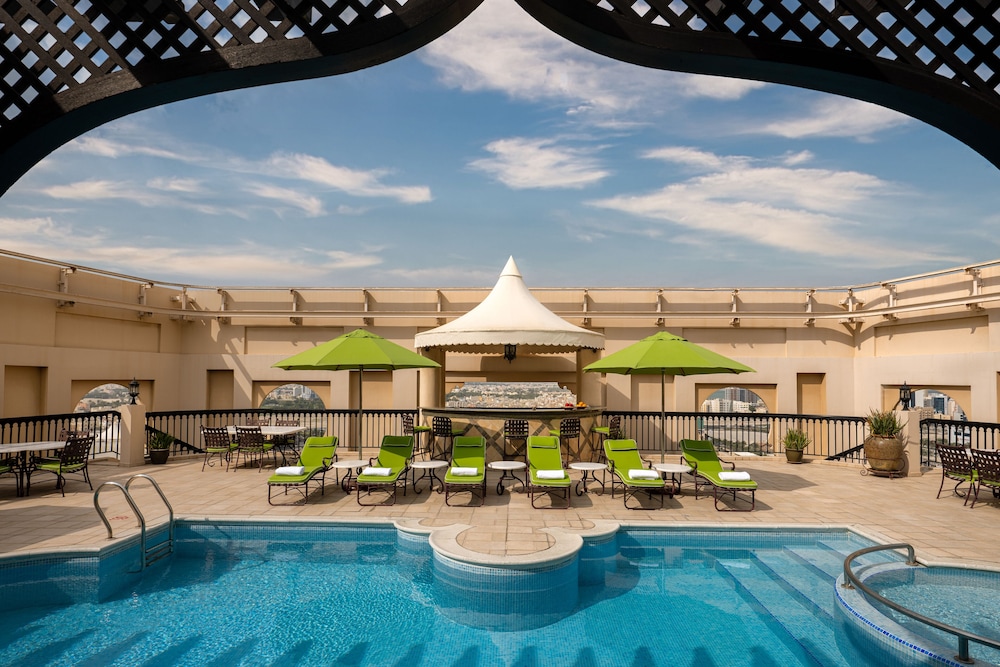 Mercure Grand Hotel Seef - All Suites 41/67