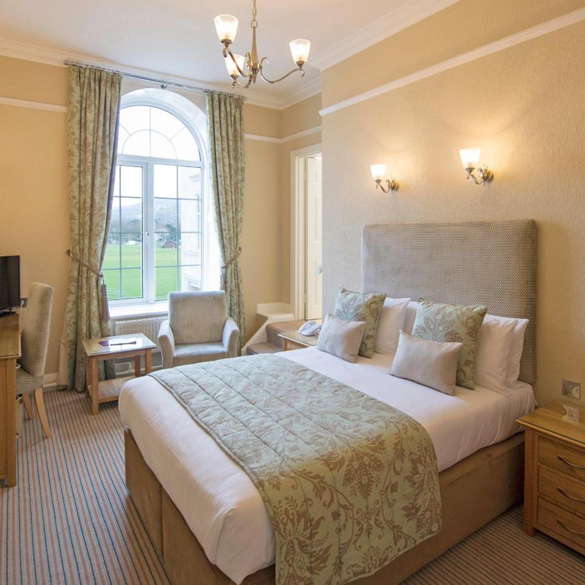 Room, Double Bed, Inland View