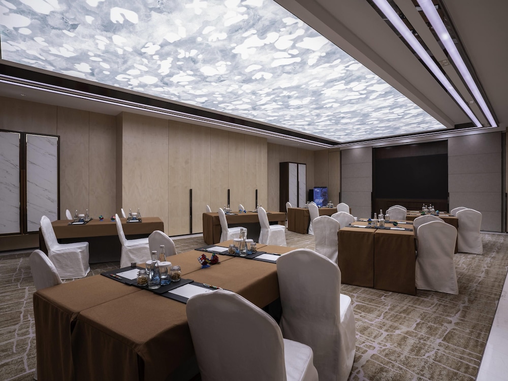 Pullman Suzhou Zhonghui 49/59
