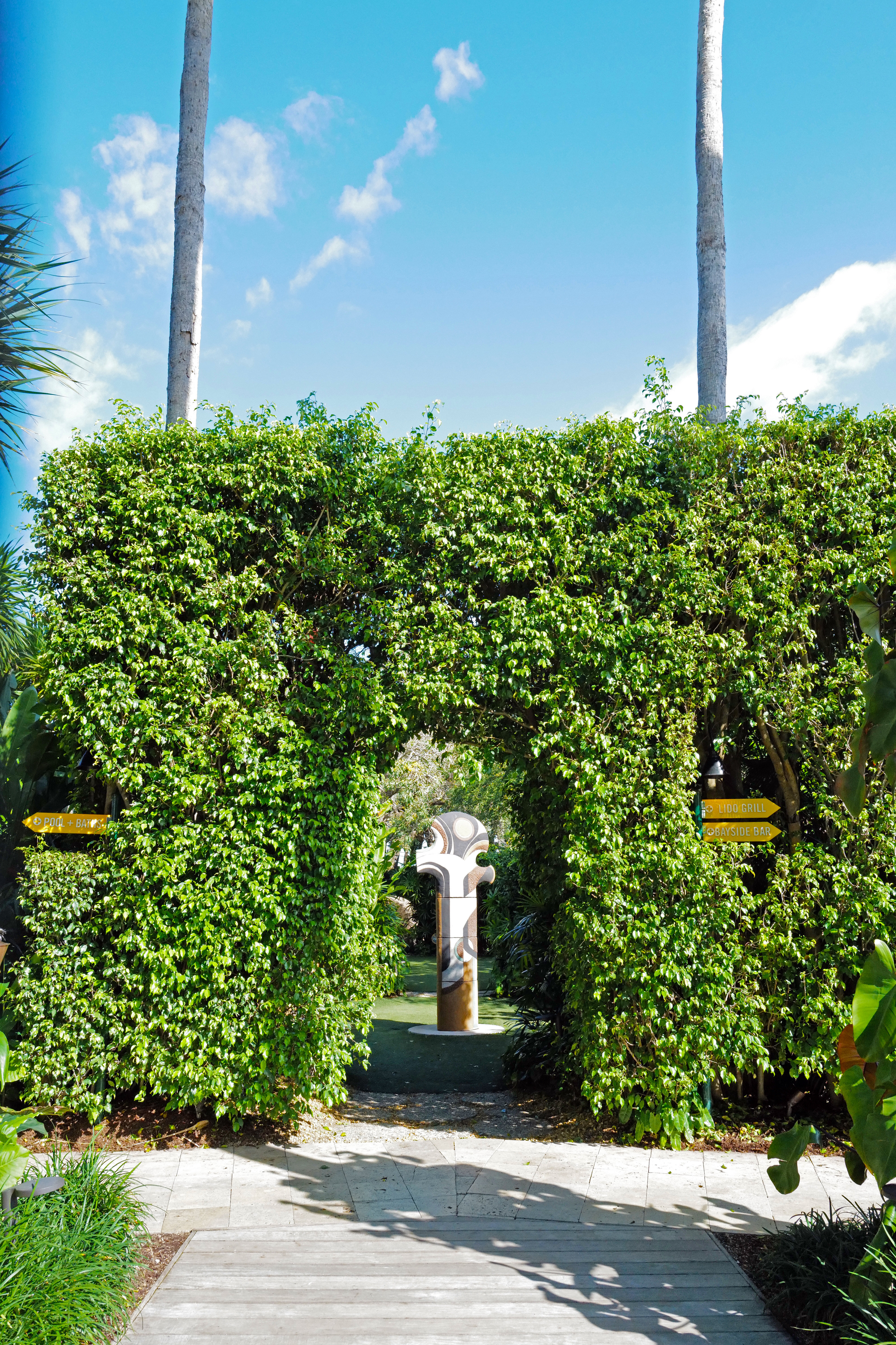 The Standard Spa Miami Beach 70/79