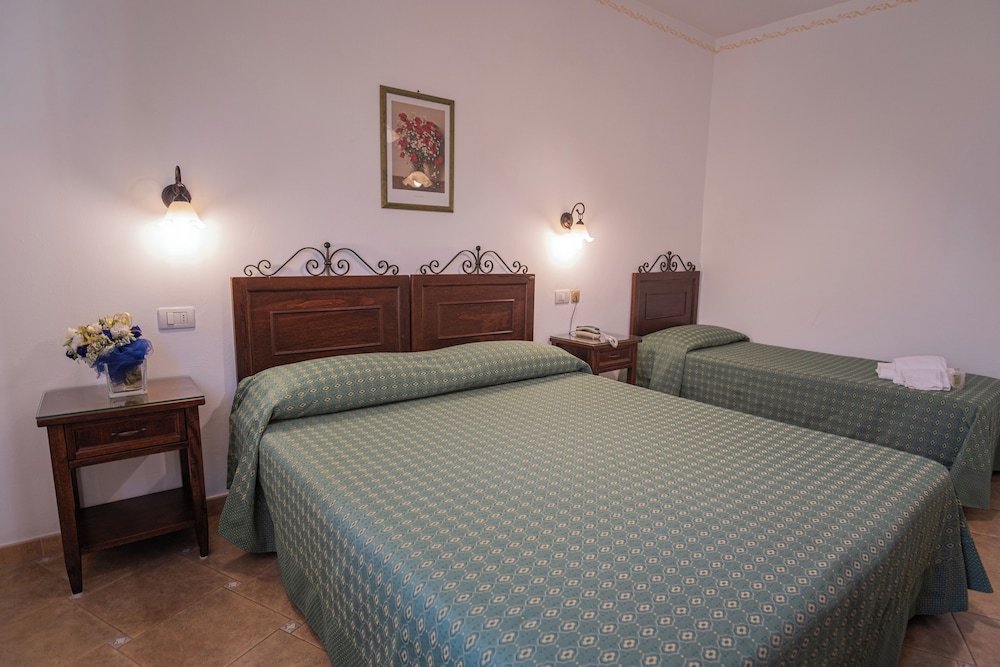 Hotel Ristorante Borgo La Tana 4/50