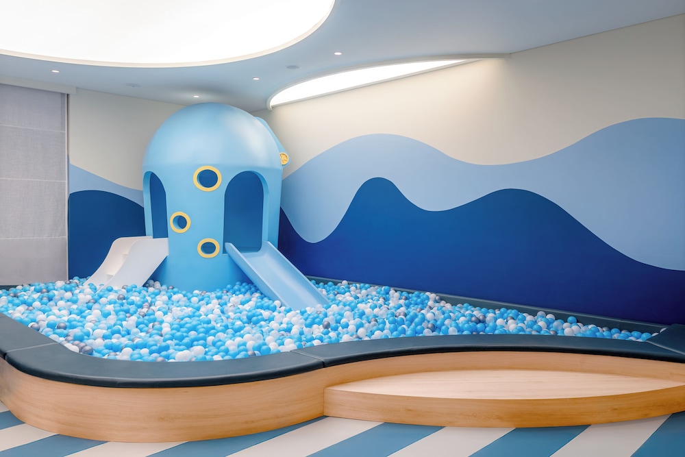 Wyndham Garden Sonasea Van Don 43/50