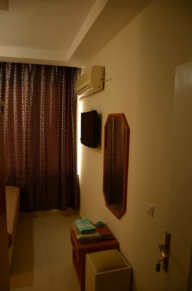 Hotel Alyans 11/21
