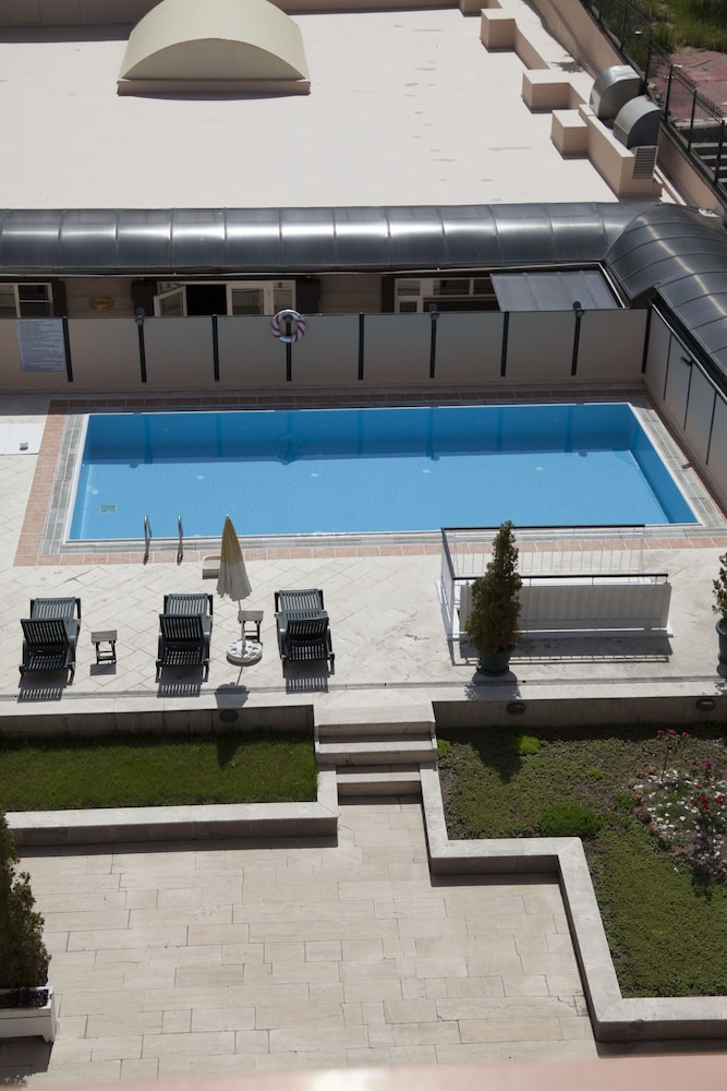 KING HOTEL GUVENLIK photo4