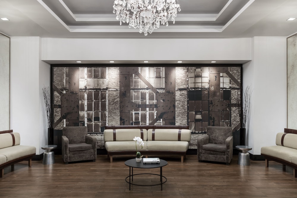 Crowne Plaza Manhattan Times Square by IHG 65/90