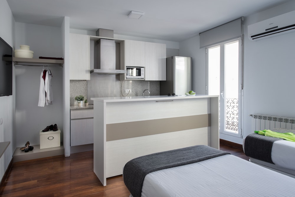 Apartamentos Roisa Centro 4/72