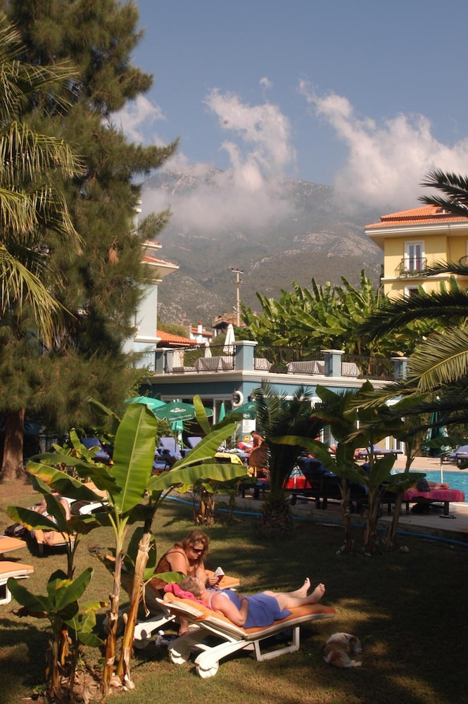 Antas Deluxe Apartments 16/69