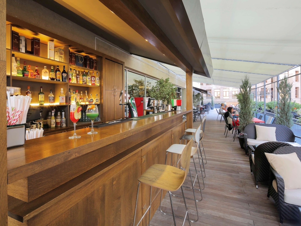 Ibis Yerevan Center 6/67