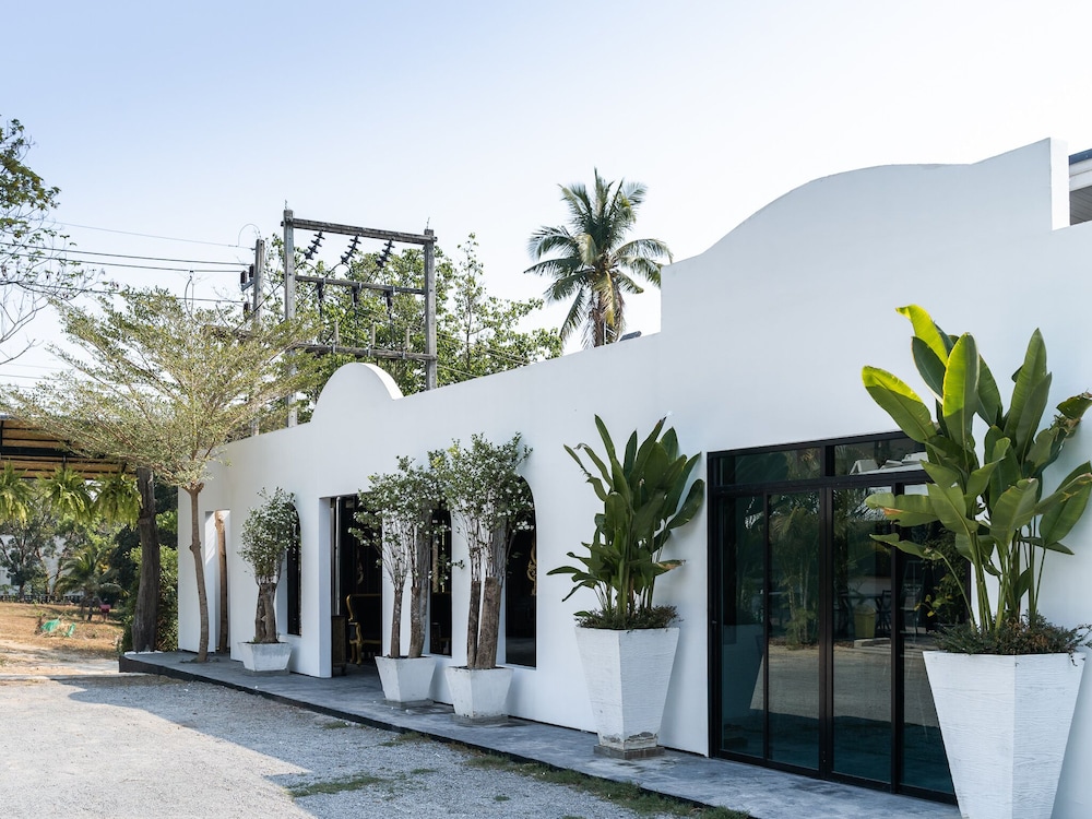 The Loft Panwa Resort 6/50