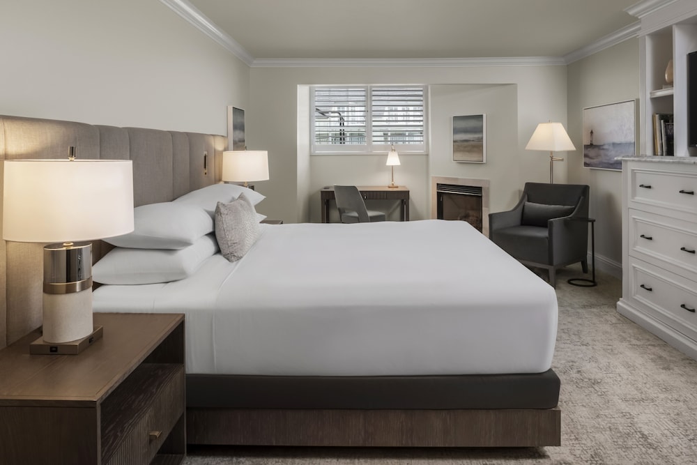 Resort, King Bed