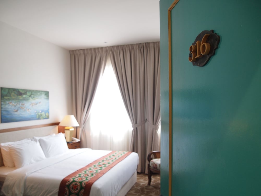 Kapitan Kongsi Hotel 19/50