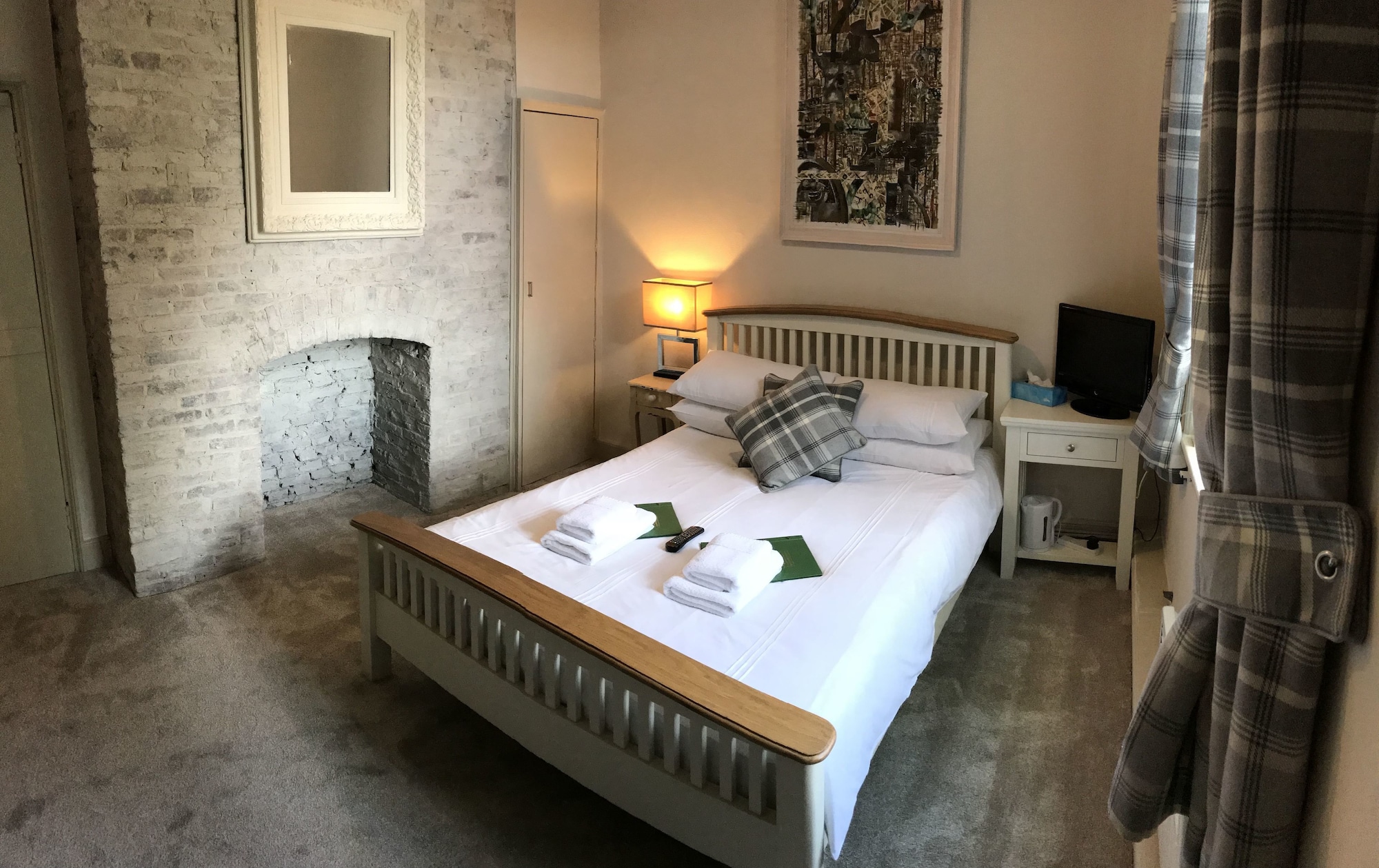 SUPERIOR, DOUBLE BED